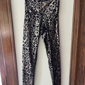 DYI Leopard Shine Leggings